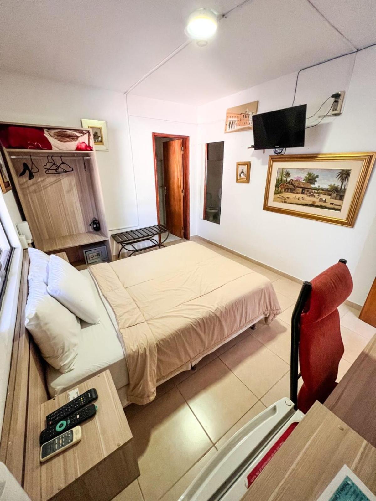 Aparthotel Maison Suisse 亚松森 外观 照片